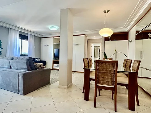 Apartamento em Bom Abrigo, Florianópolis