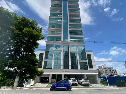 Apartamento com 3 quartos em Pedra Branca, Palhoça