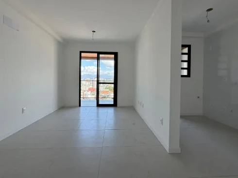 Apartamento em Barreiros, São José