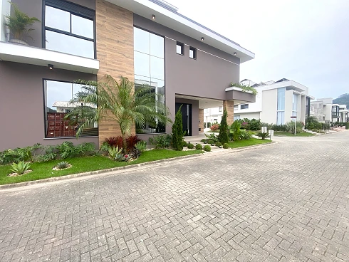 Casa em Beira Rio, Biguaçu