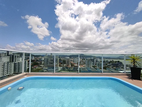 Cobertura em Barreiros, São José