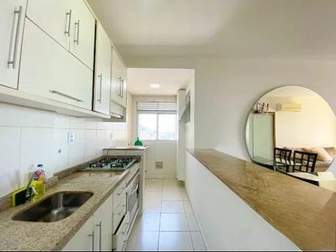 Apartamento em Costeira do Pirajubaé, Florianópolis