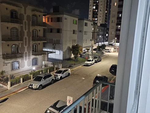 Apartamento em Kobrasol, São José