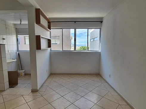 Apartamento em Roçado, São José