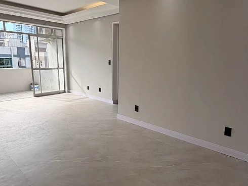 Apartamento em Kobrasol, São José