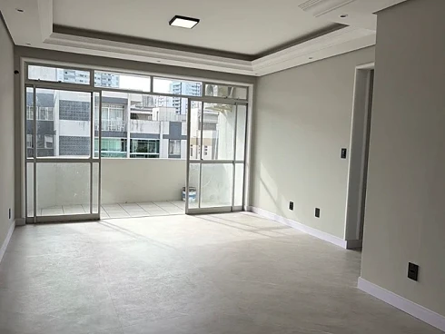 Apartamento em Kobrasol, São José