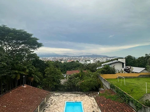 Casa em Bosque das Mansões, São José