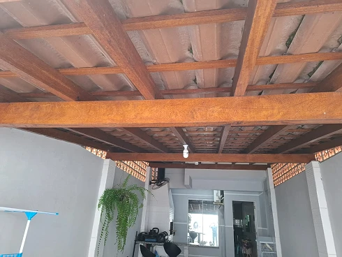 Sobrado geminado em Potecas, São José