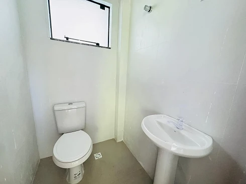 Sobrado geminado em Forquilhas, São José