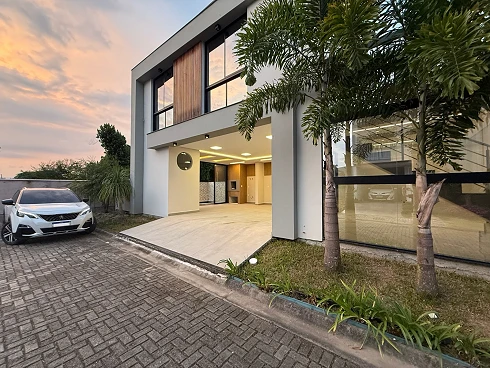Casa em Beira Rio, Biguaçu
