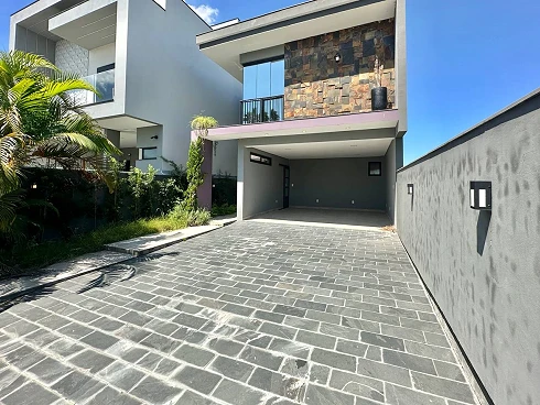 Casa em Beira Rio, Biguaçu