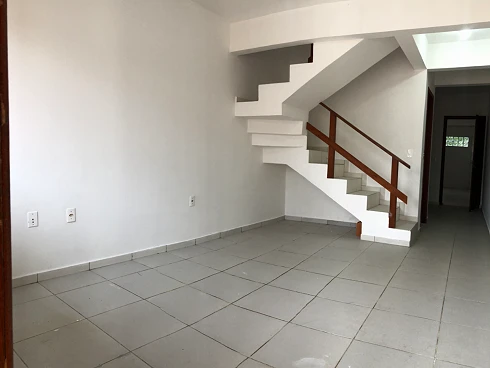 Sobrado geminado em Barra do Aririu, Palhoça