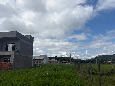 Terreno em Forquilhas, São José