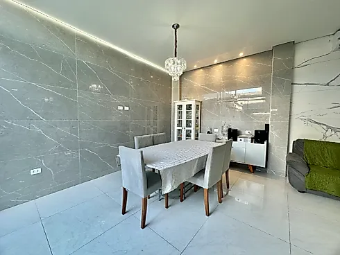 Casa 4 Quartos com 1 Suíte e 220m² - Abraão - Casa em Abraão, Florianópolis - Foto 2