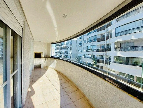 Apartamento em Coqueiros, Florianópolis