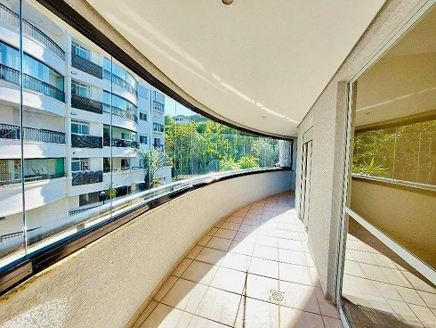 Apartamento em Coqueiros, Florianópolis