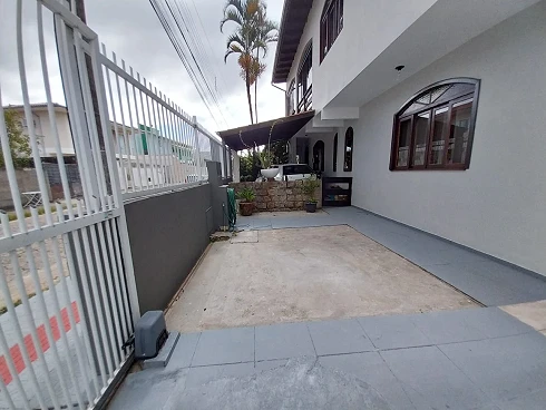 Casa em Nossa Senhora do Rosário, São José
