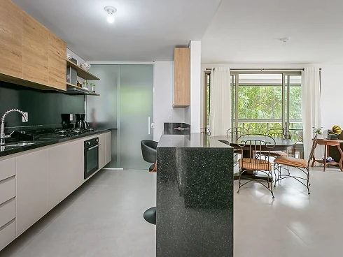 Apartamento com 3 quartos em Córrego Grande, Florianópolis