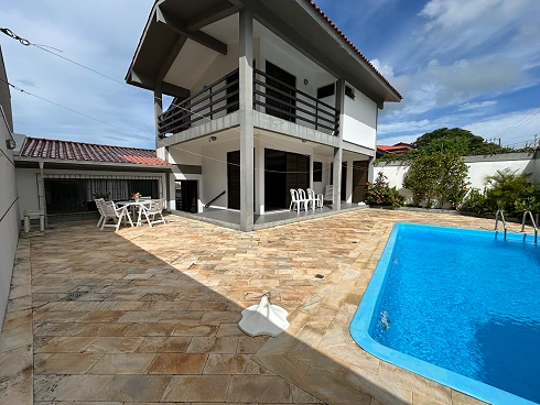 Casa com 5 quartos em Itaguaçu, Florianópolis