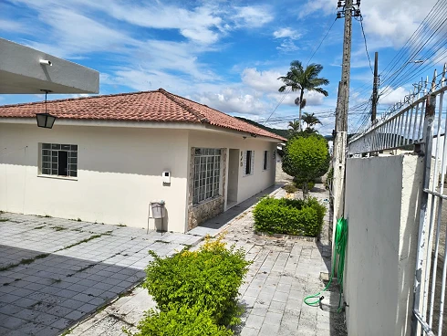 Casa em Ipiranga, São José