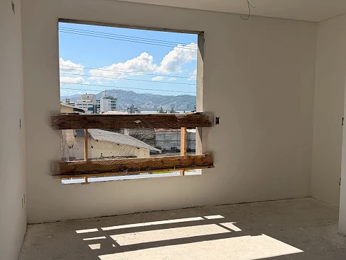 Apartamento em Coqueiros, Florianópolis