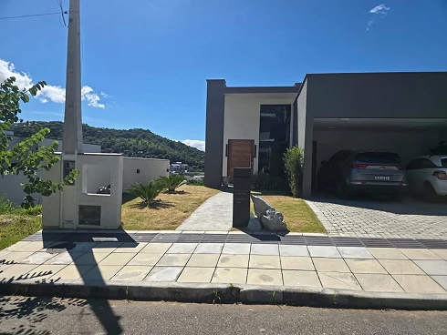 Casa em Forquilhas, São José