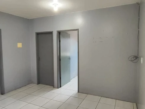 Prédio em Prado de Baixo, Biguaçu