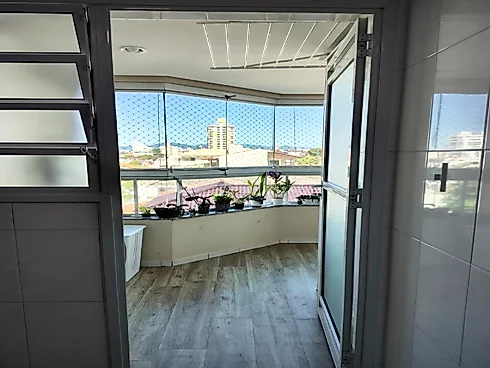 Apartamento em Barreiros, São José