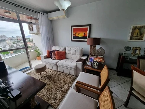Apartamento em Capoeiras, Florianópolis
