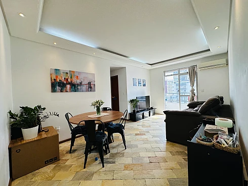 Apartamento em Kobrasol, São José