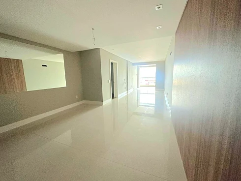 Apartamento em Kobrasol, São José