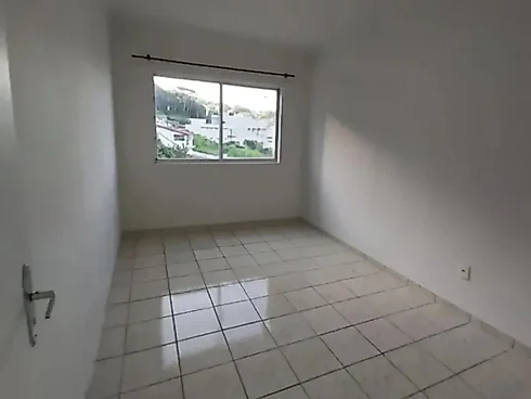 Apartamento em Ponta de Baixo, São José