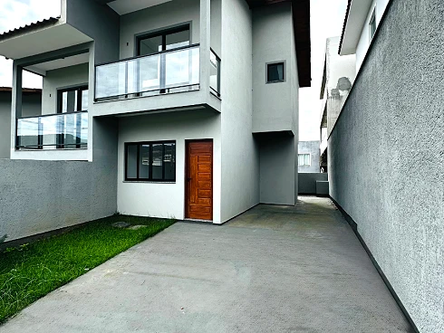 Sobrado Geminado com 2 quartos em Bela Vista, Palhoça