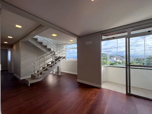 Cobertura em Coqueiros, Florianópolis