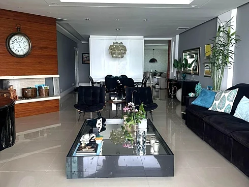 Apartamento em Coqueiros, Florianópolis