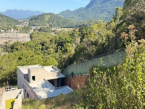Terreno em Forquilhas, São José