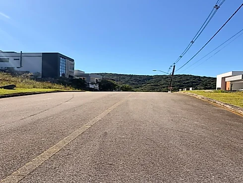 Terreno em Forquilhas, São José