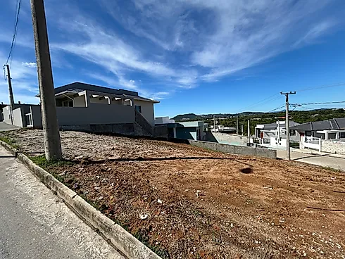 Terreno em Forquilhas, São José