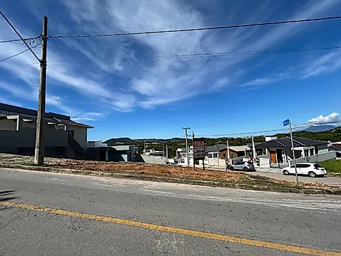 Terreno em Forquilhas, São José