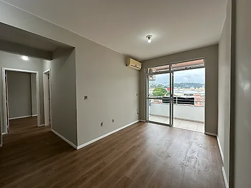 Apartamento em Barreiros, São José