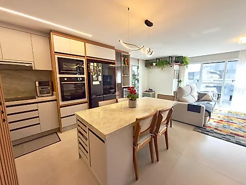 Apartamento em Barreiros, São José