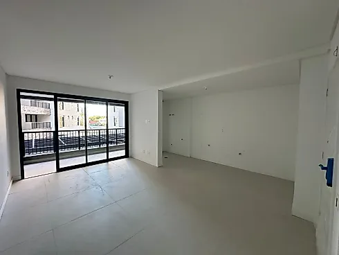 Apartamento em Praia Comprida, São José