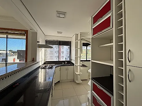 Apartamento em Agronômica, Florianópolis