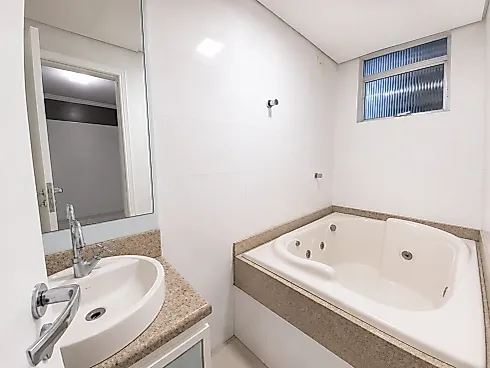 Apartamento em Kobrasol, São José