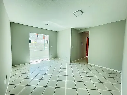 Apartamento em Serraria, São José