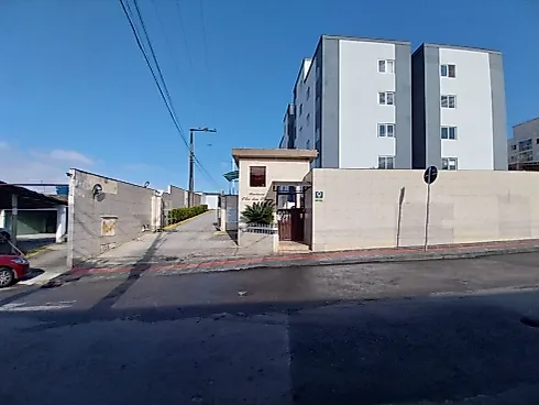 Apartamento em Serraria, São José