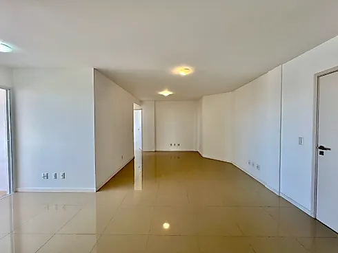 Apartamento em Bela Vista, São José