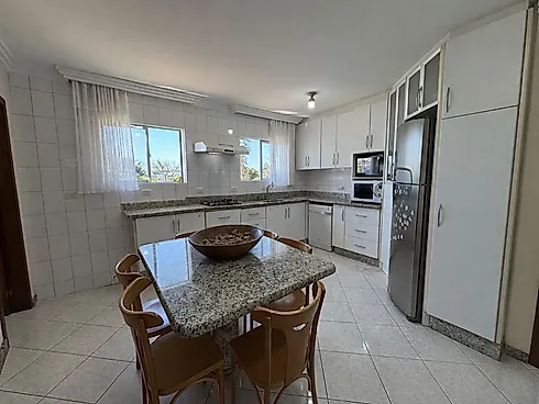 Casa em Ponta de Baixo, São José