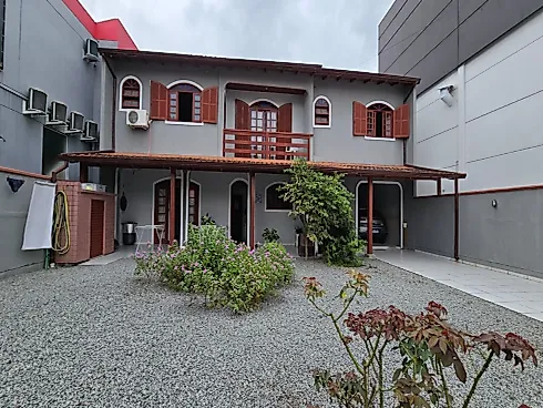Casa em Ponte do Imaruim, Palhoça