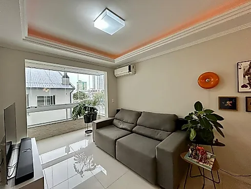 Apartamento em Kobrasol, São José